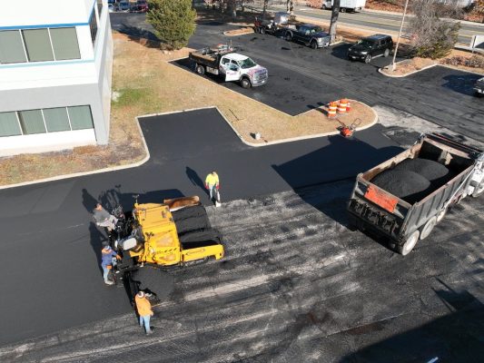 commercial asphalt paving hauppauge ny